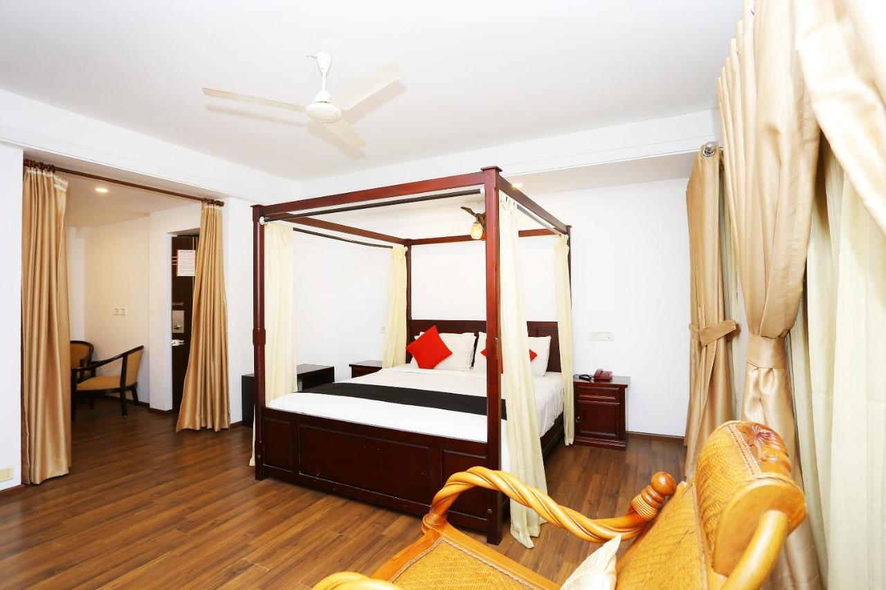 فندق كابيتال أو 37763 برايت هيرتيدج Kochi المظهر الخارجي الصورة